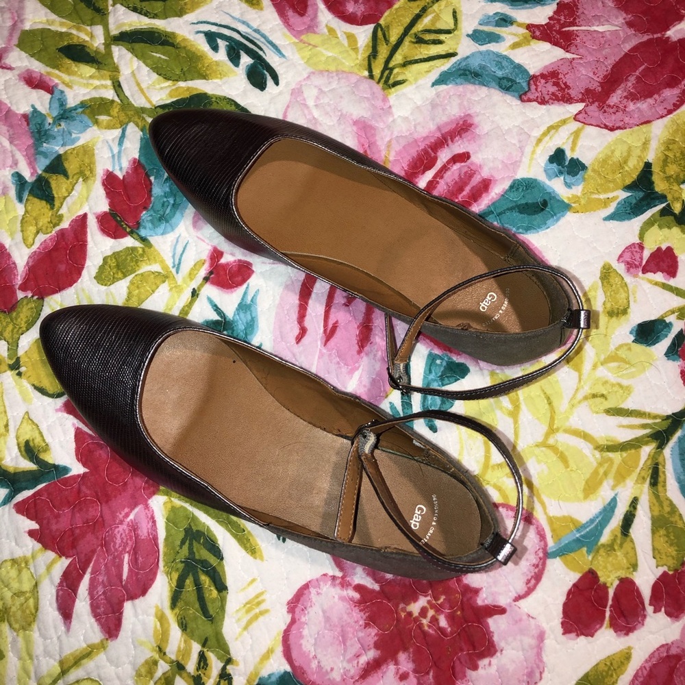 Gap Silver Flats